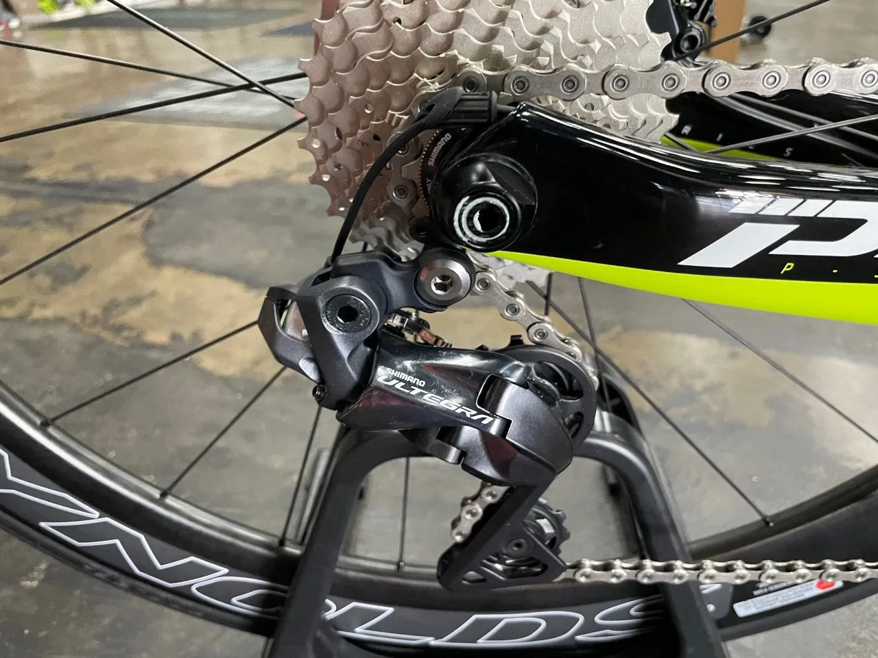 Cervelo P3X Shimano Ultegra Di2 11 Speed - Disc Reynolds AR 58 Wheels - Rivera/Fluoro/Black 2021