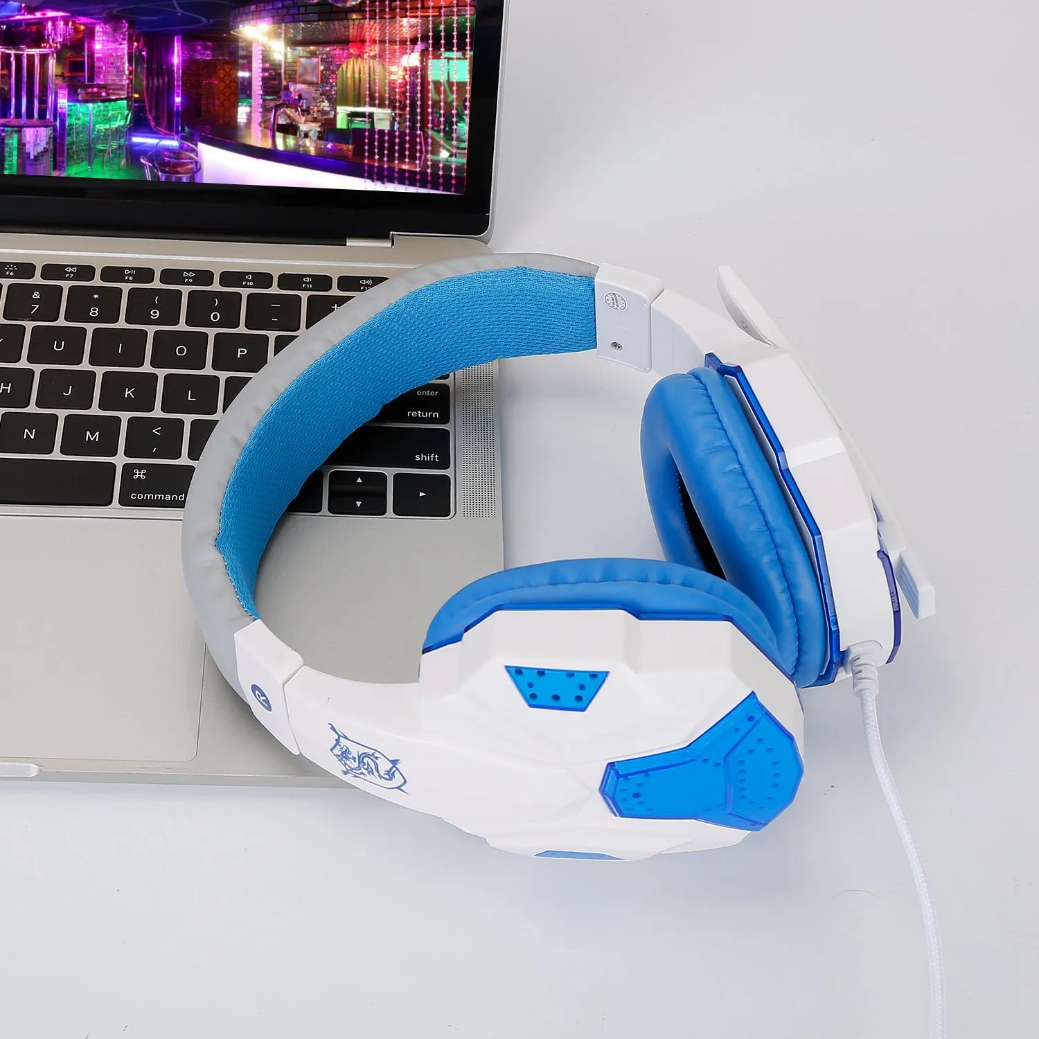 Gaming Headsets Stereo Bass Over Ear Headphones with LED Light Earmuff