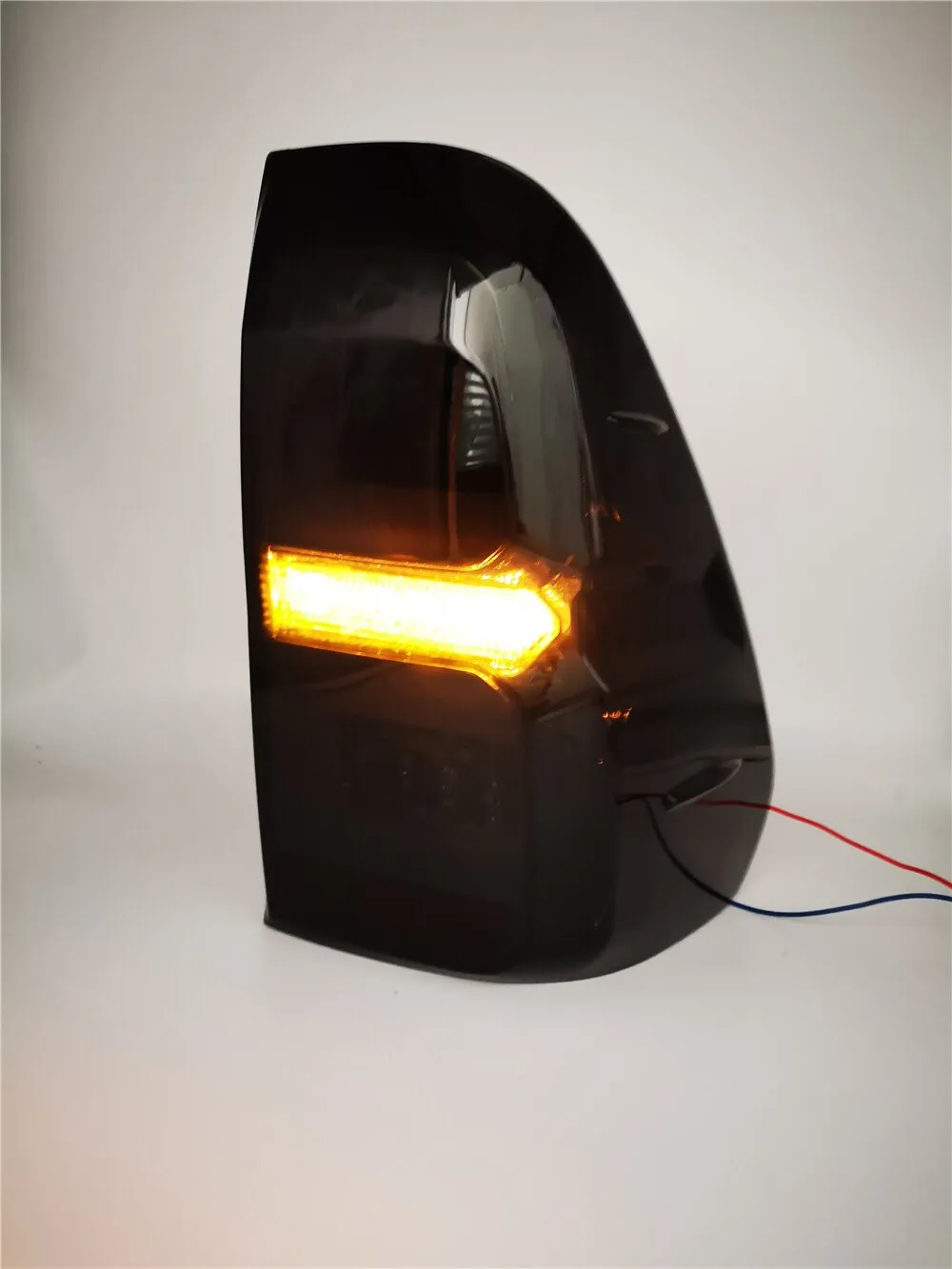 N80 TOYOTA HILUX LED REAR TAIL LIGHTS, TYPE - DARK KNIGHT