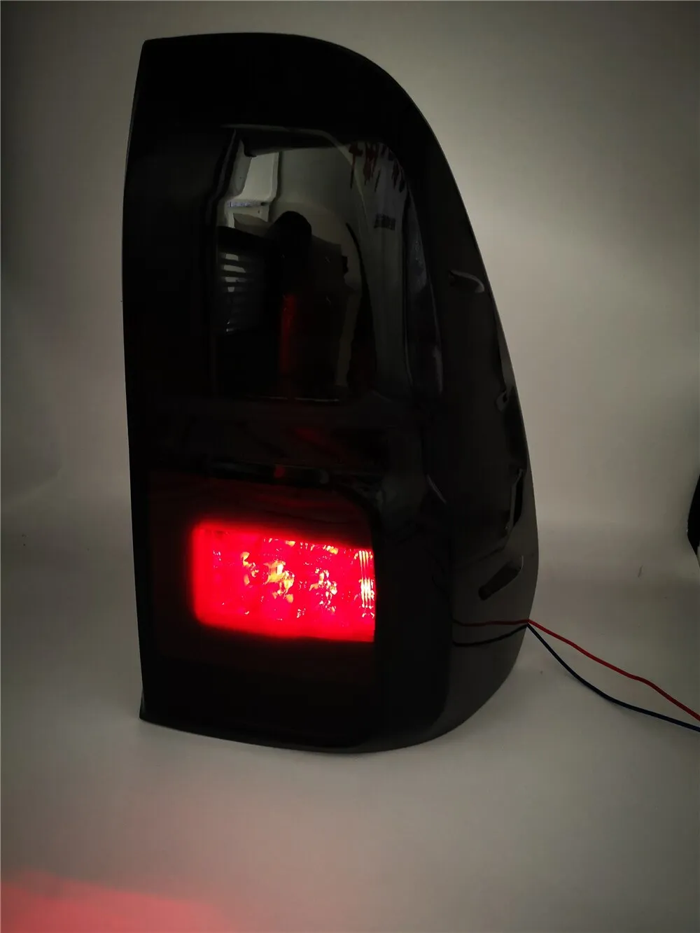 N80 TOYOTA HILUX LED REAR TAIL LIGHTS, TYPE - DARK KNIGHT