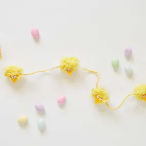 Red Heart Craft Spring Chick Garland