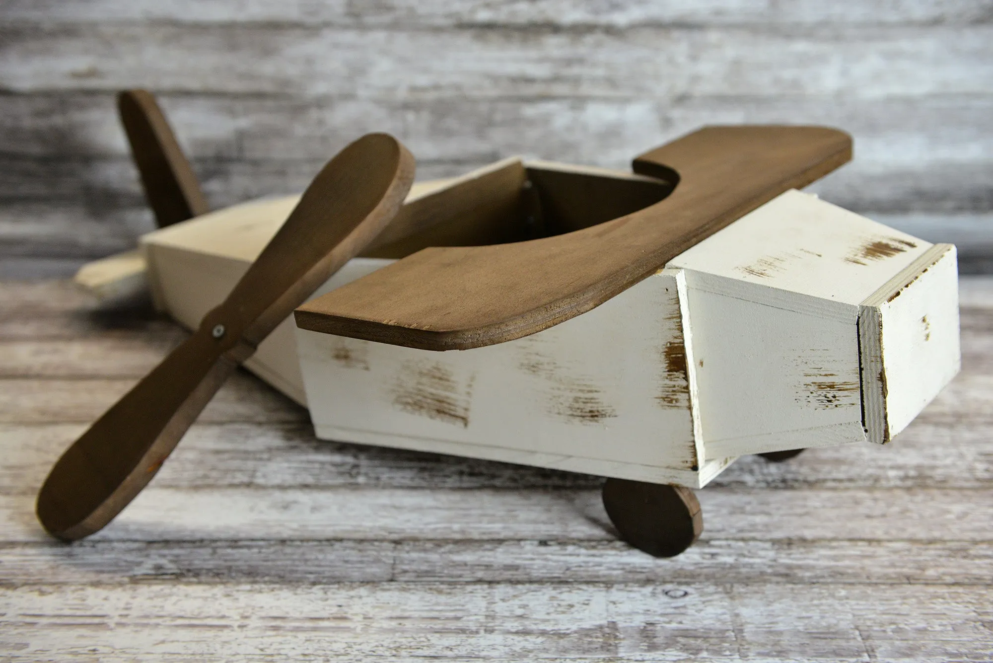 Rustic Airplane - White