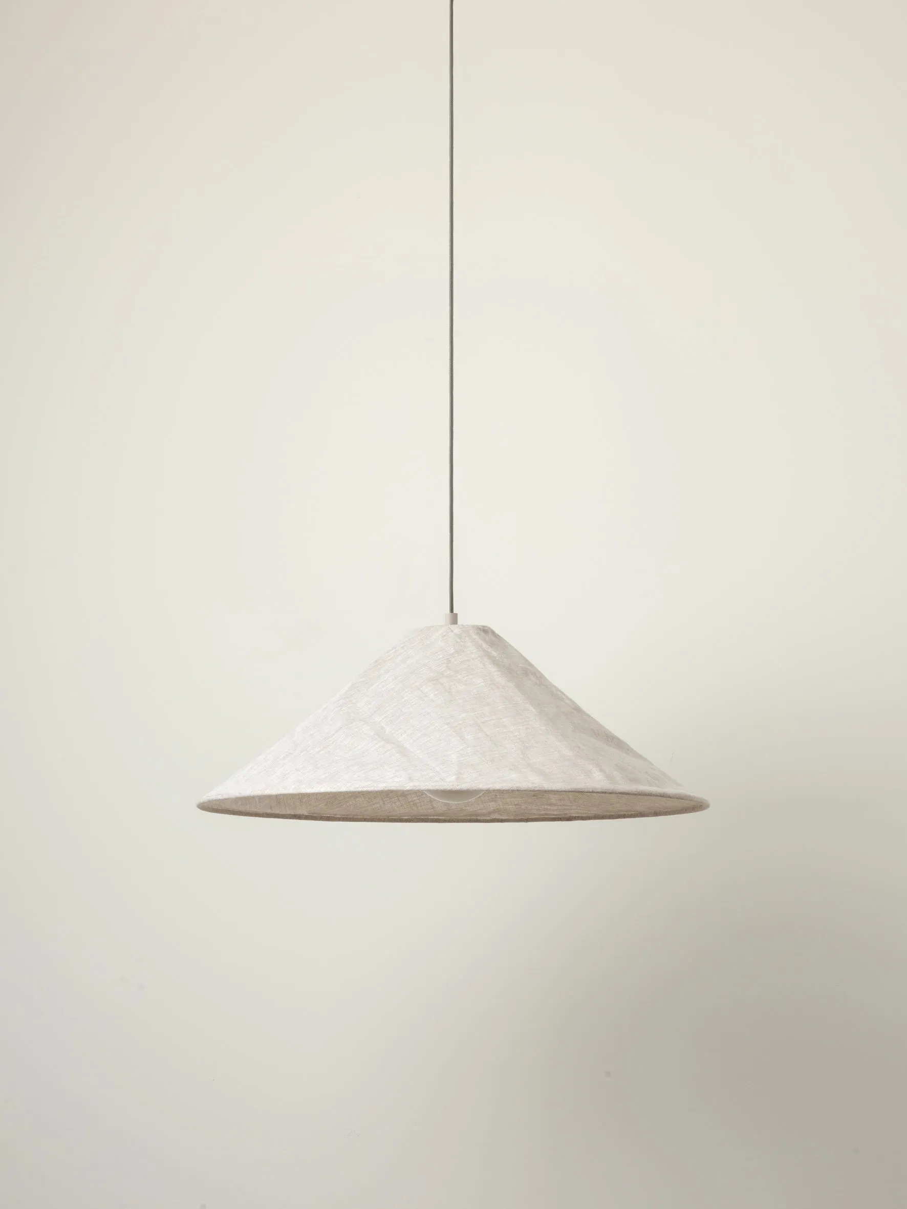 Siya - collapsible large linen pendant